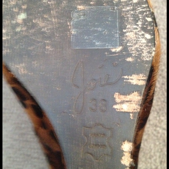 Joie leopard wedge. - Picture 2 of 4