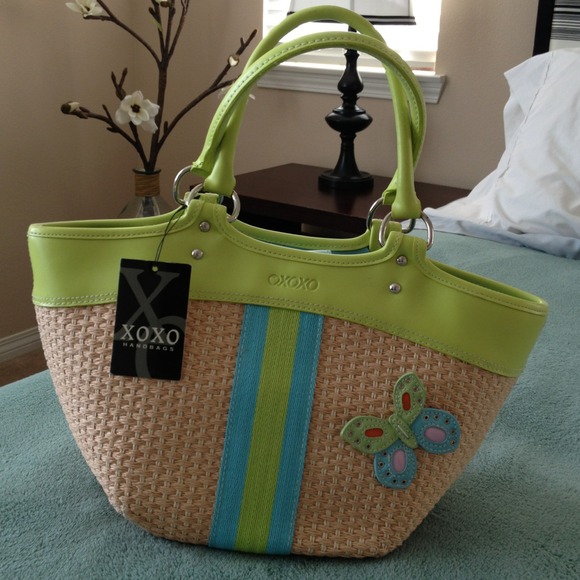 💥Hold 4 kippy97 💥Super cute straw purse
