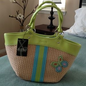 💥Hold 4 kippy97 💥Super cute straw purse