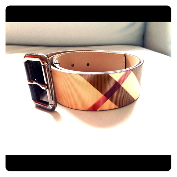 📍📍SOLD📍📍BURBERRY Belt🎀100% Original