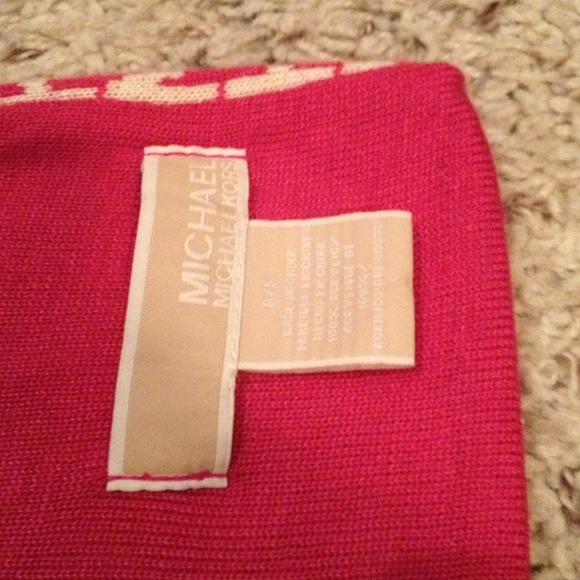 SOLD IN BUNDLE!!! - Picture 2 of 3