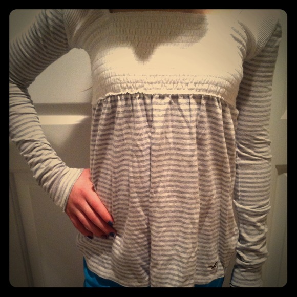 Hollister shirt