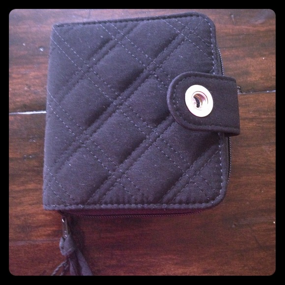 Cute black Vera Bradley zip wallet