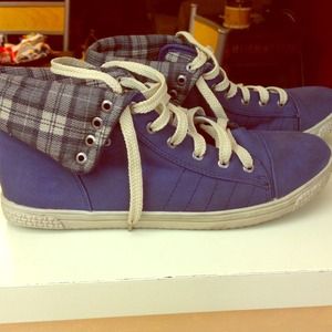 Sneaker boots Sneaker boots