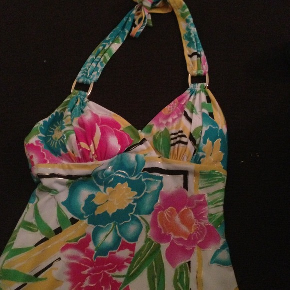 **SOLD** NWOT Cache vibrant summer dress - Picture 2 of 4