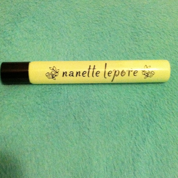 Nanette lepore mini perfume