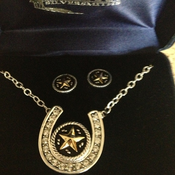 Montana necklace & earrings bundle