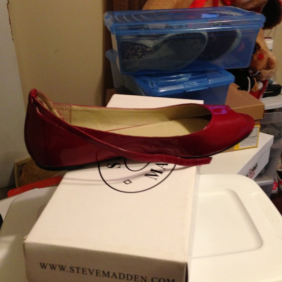 BACK TO SCHOOL SALE ✳REDUCED✳Steve Madden flat🚺