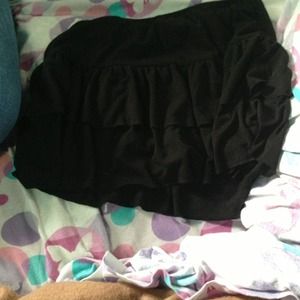 Black layered skort