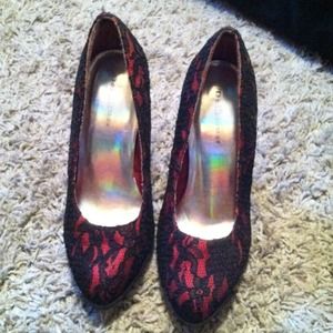 😊REDUCED😊 Red Satin w/ Black Lace