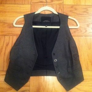 Fitted vest