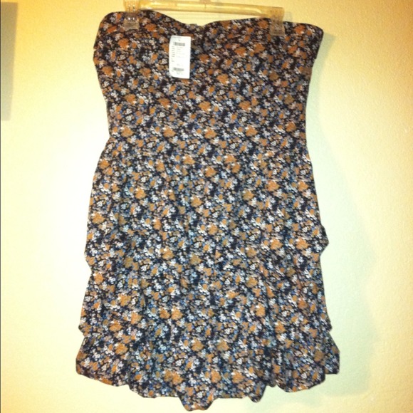 New with tags Charlotte russe dress size large