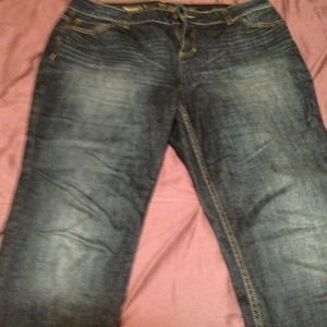 Vera wang crop pants