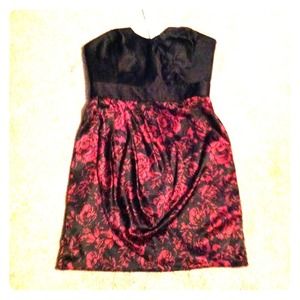 NWT, Elle Black & Rose Satin Cocktail Dress