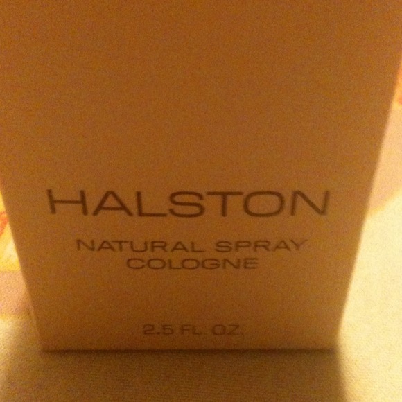 HALSTON SPRAY COLOGNE