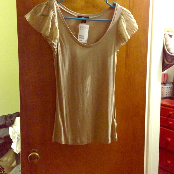 H&M top NWT