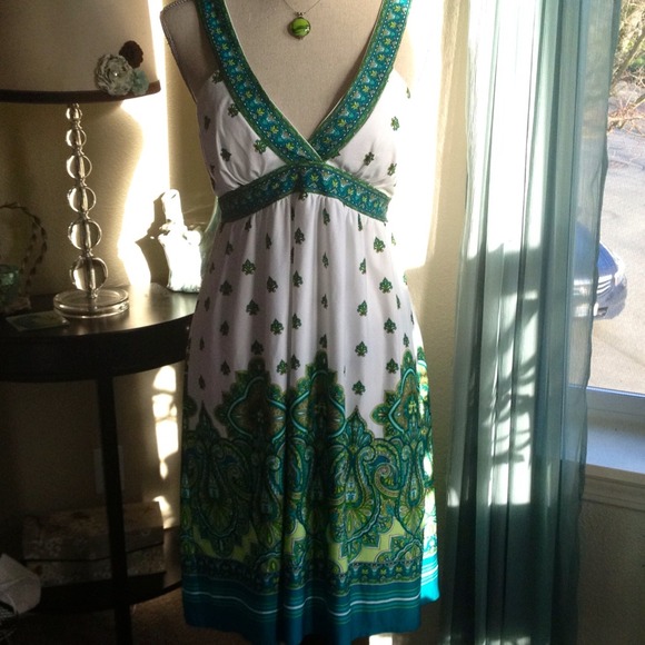 Dresses & Skirts - Brand New Never Worn Halter Top Dress