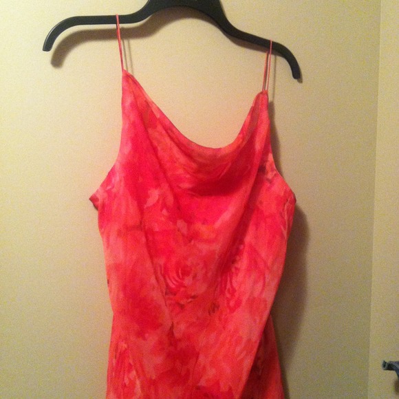2 Beautiful flowered strappy dressed! Bundle!