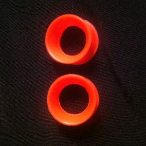 7/16 Silicone Plugs / Gauges