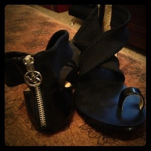 MK Sandals worn once!