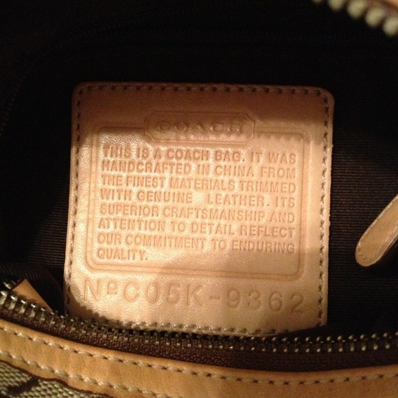 Coach purse - Picture 3 of 4