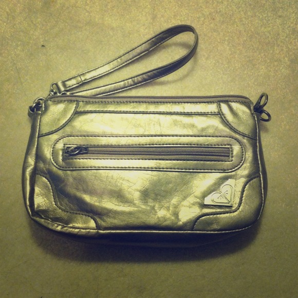Sold ---- (Roxy clutch/ wallet / crossbody)