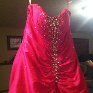 Hot pink prom dress!!!