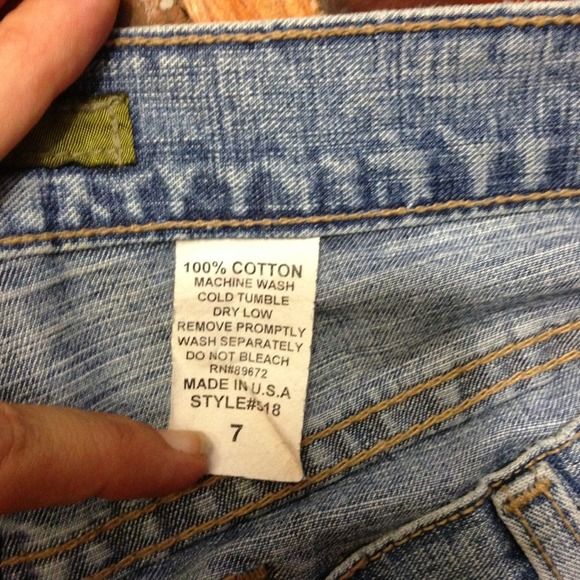 ⛔Sold⛔Cute jean mini. - Picture 4 of 4