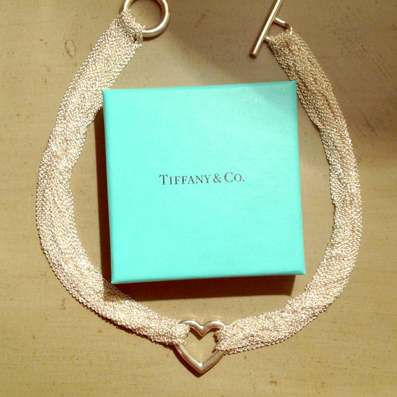 Tiffany & Co. chain heart necklace