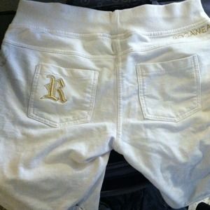 White Rocawear short