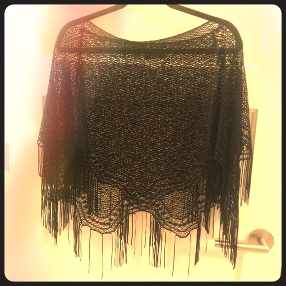 ⭐️ SOLD ⭐️- Indie Black Fringe Shawl
