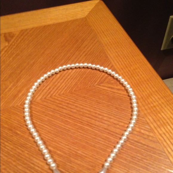 TRADED Headband of fake pearls - Picture 2 of 2