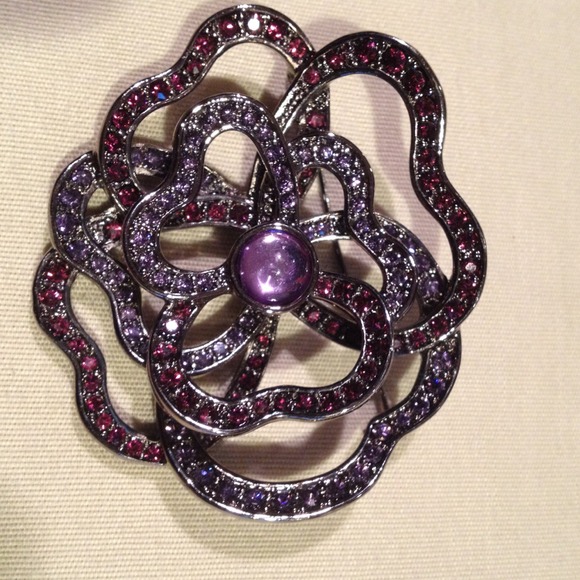 SOLD in. Bundle. Purple rhinestone pin