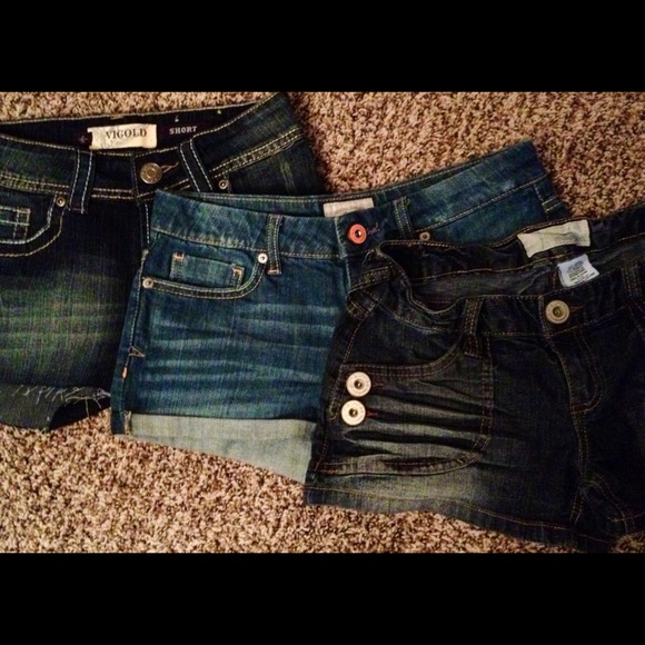 Three pairs of shorts (Bundle)