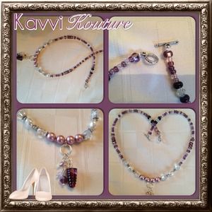 Kavvi Kouture Elegant purple dangly charmnecklace