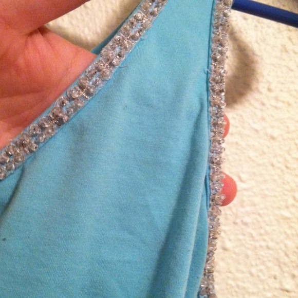 Tank top - Picture 2 of 3