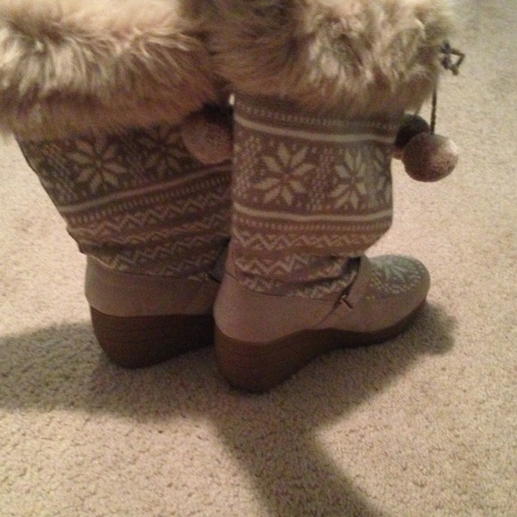 Boots! - Picture 1 of 3