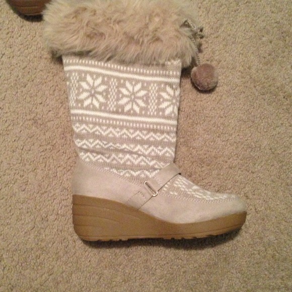 Boots! - Picture 2 of 3