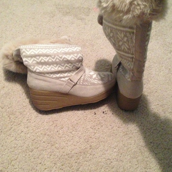 Boots! - Picture 3 of 3