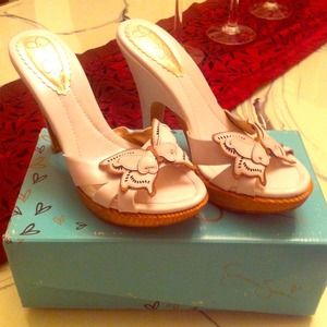 Jessica Simpson Butterfly heels