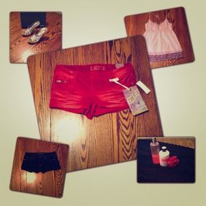 ❤Hey Everyone, check out my closet...❤