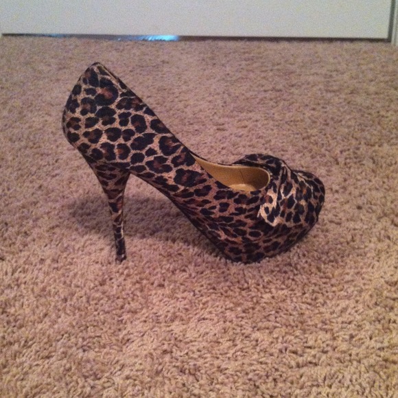 Cheetah heel