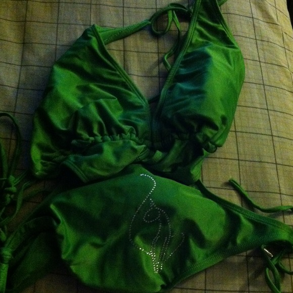 Bathing suit