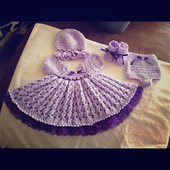 Baby layette