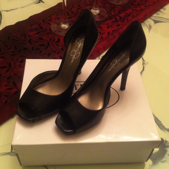 Jessica Simpson Black Heels