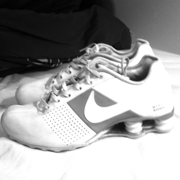 Nike Shoes - Nike shox