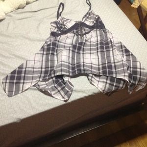 Flowing top. Size small