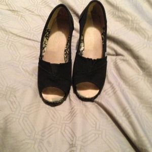 Toms 8 reserved for tracyr