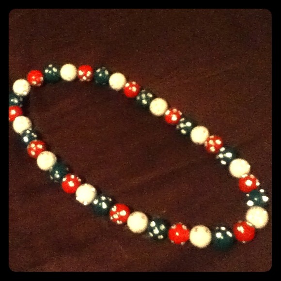Christmas necklace!!