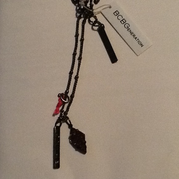 BCBG - Picture 3 of 4